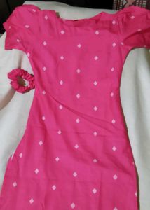 Pink Printed Kurta with Scrunchie