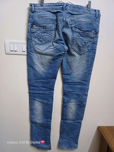 Light Blue Jeans Size 34