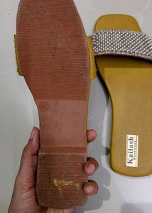 Pearl Embellished Beige flats
