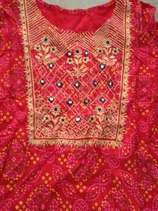 Red Colour Chunari Kurta Set With Dupatta
