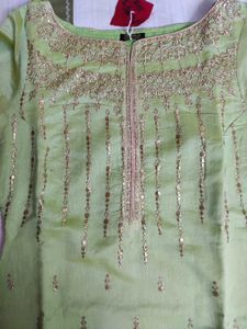 Pakistani Kurta And Duppata