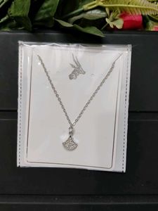 Fan Pendants: Silver &amp; Gold
