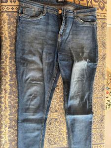 women blue jeans