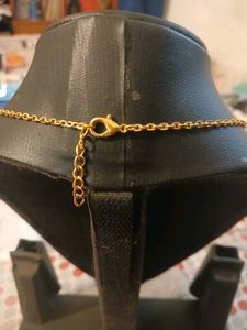 Gold Bow Knot Pendant Necklace