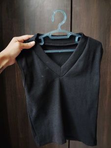 Black Sleeveless Knit Top