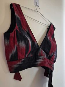 Deep v neck cotton blouse