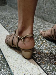 Strappy Flats - Stylish &amp; beaitiful heel sandel us