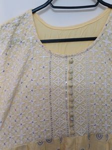 Embellished Rayon Kurti with Sleeves Inside
