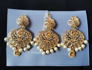 Gold Maang Tikka Jewelry Set