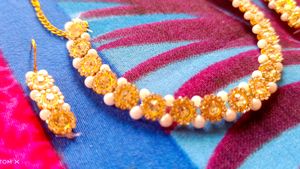 Pearl Choker ✨ With Earrings