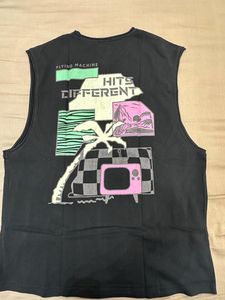 Graphic Print Sleeveless T-Shirt