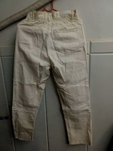 BERSHKA White Denim Jeans