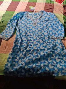 Blue Leaf Print Tunic Top