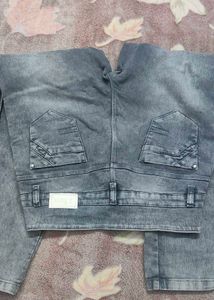 Gray Wash Jeans with Zipper Detail