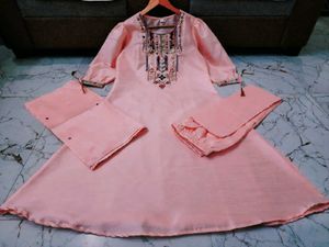 Pink Beautiful Chanderi Suit