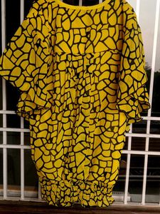 👕👚Cheetah 🐆 Print Yellow 💛 Top