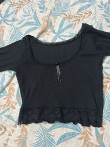 Lace Trim Long Sleeve Top