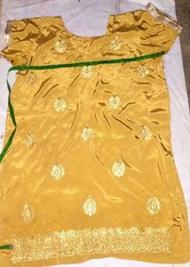 Silk Suits Goldan