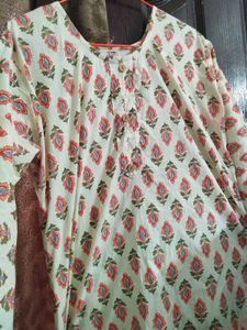 Floral Print Short Kurta