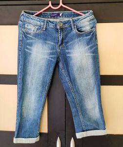 Three Quarter Jeans