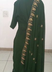 Elegant Green Suit With Pants