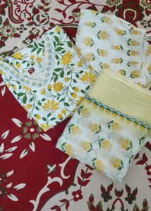 new Floral Print Kurta Set