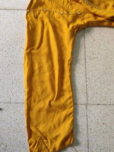 💛Yellow Embroidered Kurta for women