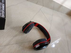 Boat Rockerz 510 Bluetooth Headphone