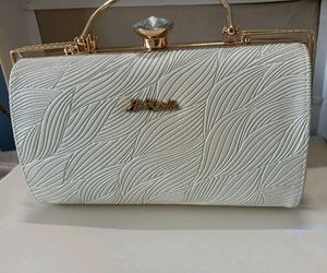 Elegant Hand Bag💕💕