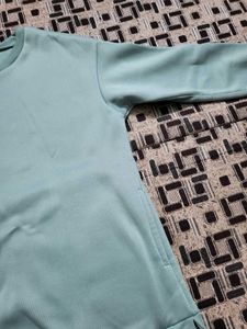 Urbanic Sweatshirt Women