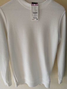 White Knitted Pullover Sweater