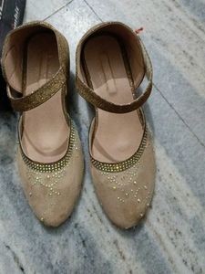 Girls' Embellished Gold Flats