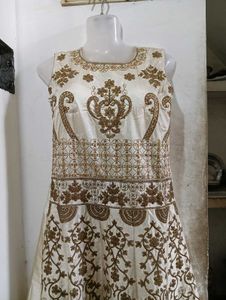 Beautiful Gown 😍 For Women