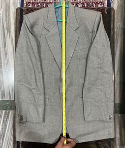 🧥 Light Grey Textured Men’s Blazer