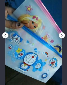 25 Uniform pouches, 6 Clothes storage cove