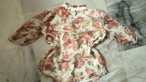 femme floral top