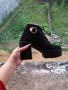 Black Velvet Ankle Length  Boots For Women&#39;s