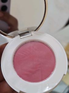 MYGLAMM Treasure It Powder Blush