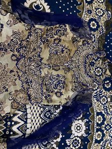 BEAUTIFULL NAVY BLUE GOUNE