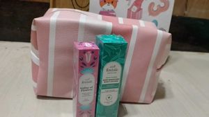 IPSY Makeup Bag &amp; Lotions (DEAL OF THE DAY)