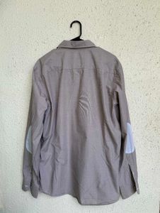 Men&#39;s Casual Shirt