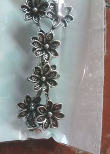 Ear rings