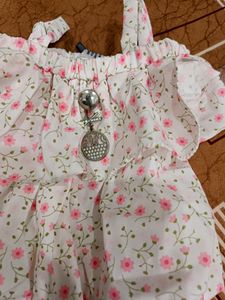 Brand New Cod Set For Babygirl Size 9 To 12 Month