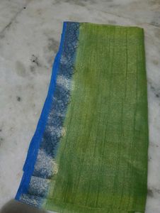 Elegant Green &amp; Blue Saree Without Blouse.