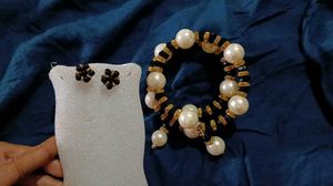 Pearl &amp; Black Bead Jewelry Set