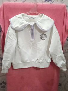 White Cropped Sweatshirt with Collar