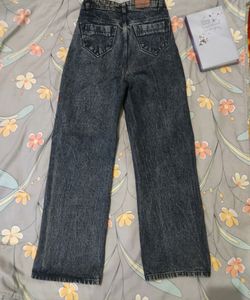 High waisted Flare Denim 🖤