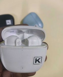 Noise Buds VS202 Airpods 1 Pics