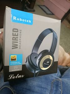 ROBOTEK HEADPHONE BASS SOUND
