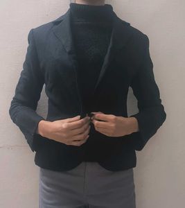 Women Black Turtle Neck